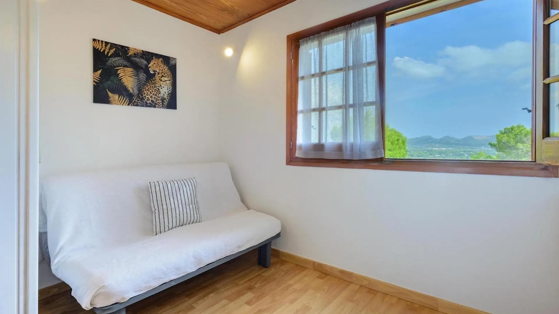 Delightful Ibiza Villa Spectacular Mountain Views Villa Jasmine 4 Bedrooms Ibiza Town سانت رافييل دي سا كرو